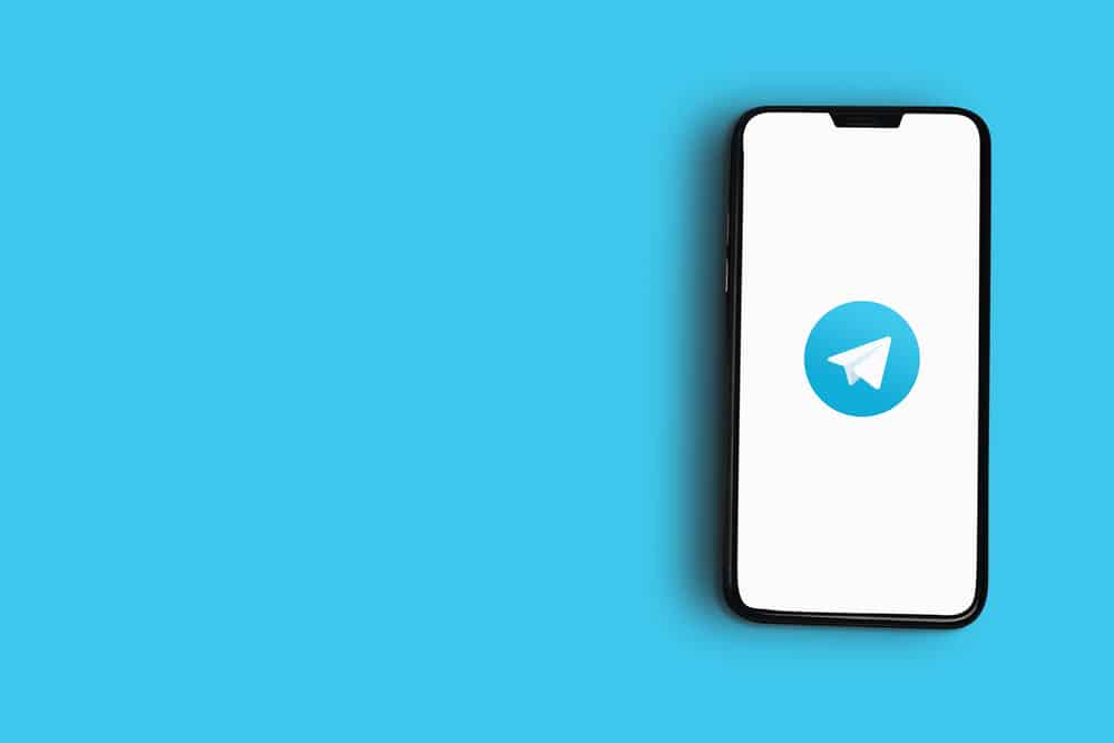 How To Clear Telegram Cache on iPhone  ITGeared