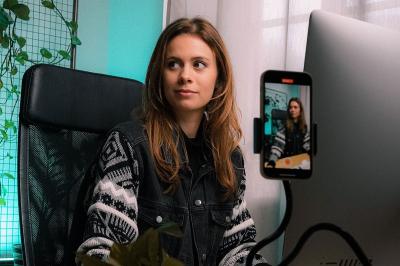 Is Being a YouTuber a Real Job? Exploring the Pros and Cons of Content Creation