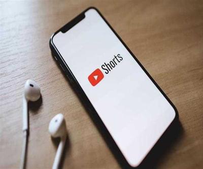 How to Make a Video Vertical for YouTube Shorts for Mobile Viewing