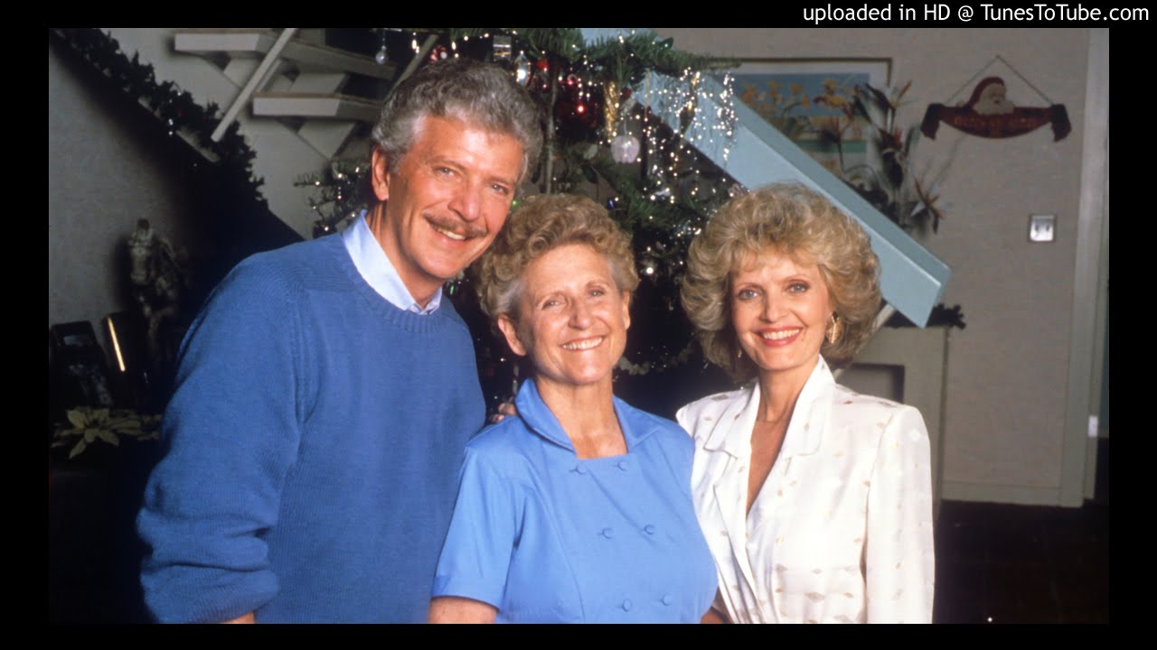 Ep 17 A Very Brady Christmas 1988  YouTube