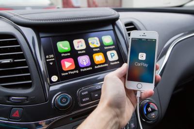 Using CarPlay to Watch YouTube While Driving: What to Consider