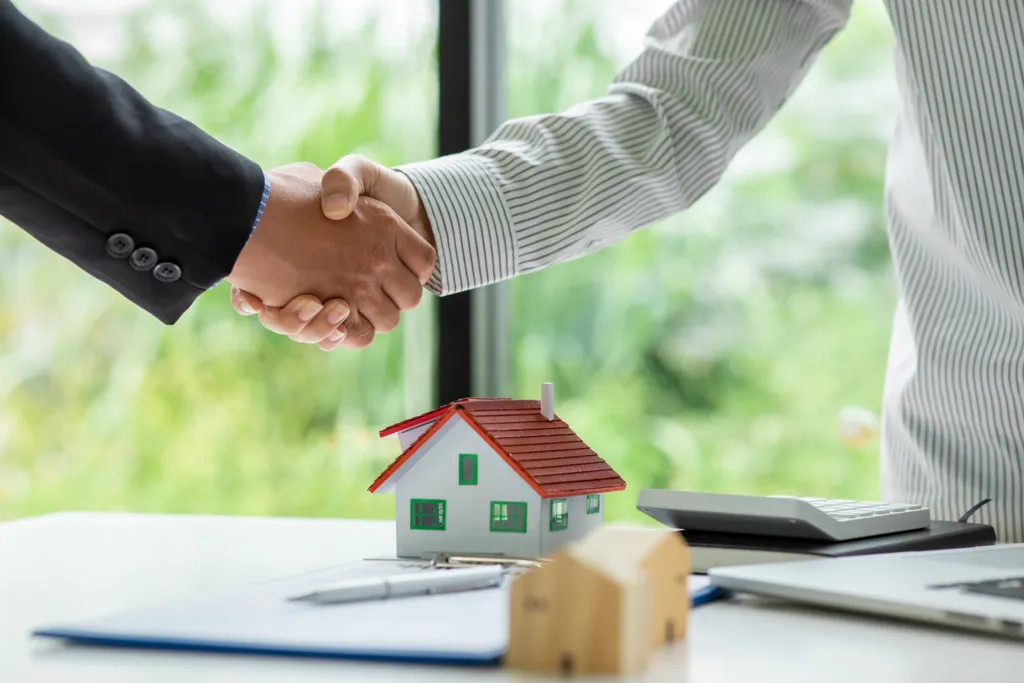 9 Essential Questions to Ask Before Hiring Your Realtor  Keep On 