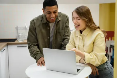 How to Find USA Fiverr Designers