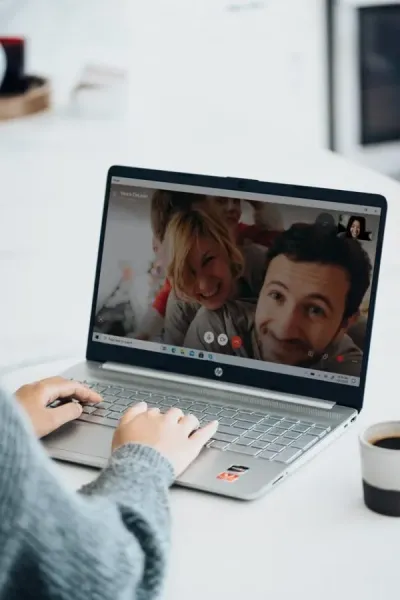 How to Become a Virtual Friend on Fiverr