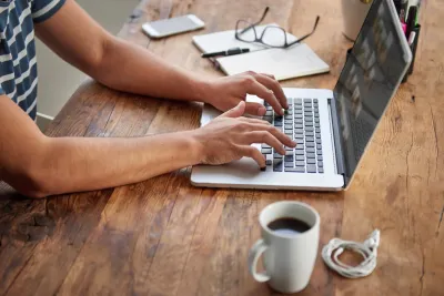 How to Be a Freelance Writer on Fiverr