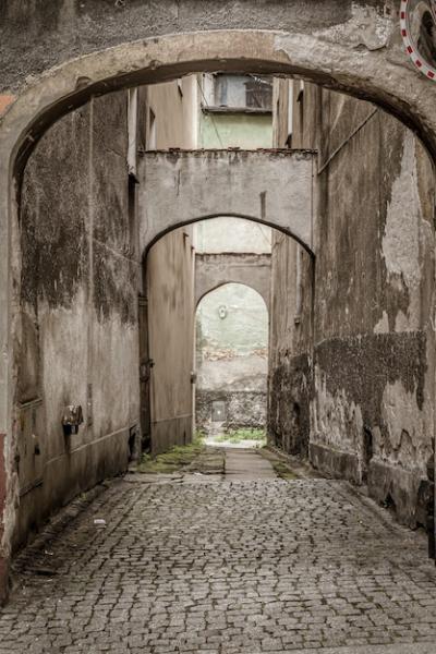 Vertical Shot of an Archway in a Building – Free Download