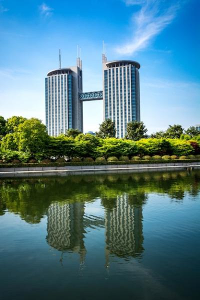 Beautiful City – Free Download of Stunning Stock Photos