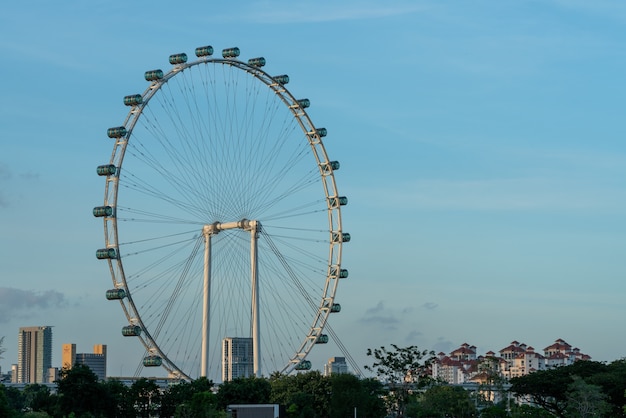 Stunning Cityscape of Singapore Featuring the Iconic Singapore Flyer – Download Free Stock Photo