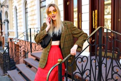 Young Blonde Woman in Fashionable Outfit at Luxury Shop – Free Stock Photo, Download for Free