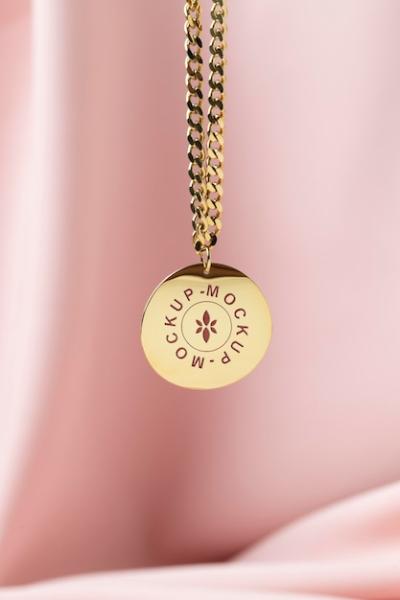 Pendant Jewelry Locket on Hand Sculpture – Free Download