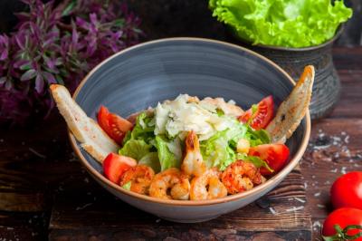 Side View Caesar Salad with Grilled Chicken and Shrimp – Free Stock Photo