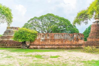 Explore Beautiful Old Architecture of Ayutthaya in Thailand – Free Download