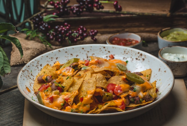 Pasta in Cheddar Sauce with Vegetables – Free Stock Photo for Download