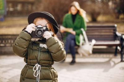 Cute and Stylish Family in a Spring City â Free Stock Photo for Download