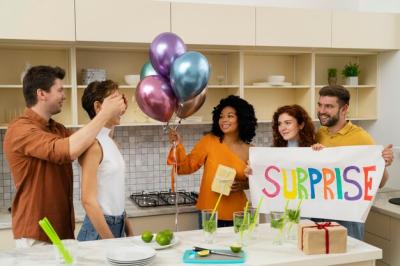 Smiley People with Balloons – Free Stock Photo, Download for Free