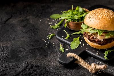 High Angle Bacon Burger with Salad – Free Stock Photo for Download