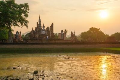 Ancient Buddha Statue in Ruins – Free Stock Photo, Download Free