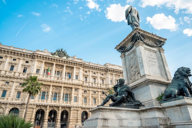 Monument to Camillo Benso in Rome, Italy – Free Stock Photo for Download