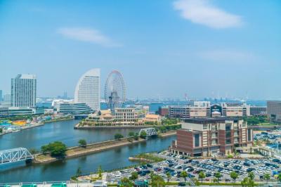 Stunning Yokohama City Skyline and Architectural Highlights – Free Download