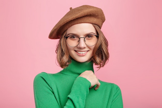 Chic Woman in a Beret and Turtleneck Sweater – Free Stock Photo for Download