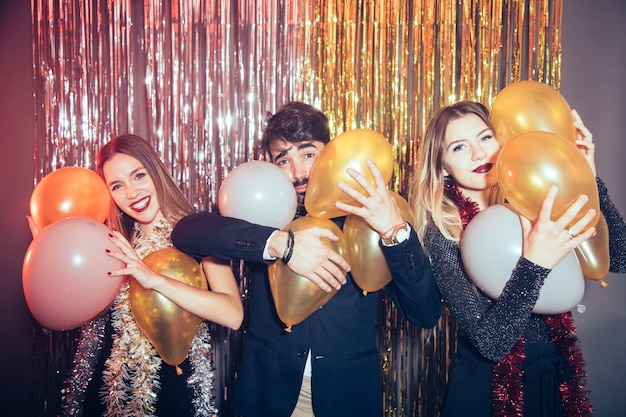 New Year Celebration with Friends – Free Stock Photo for Download