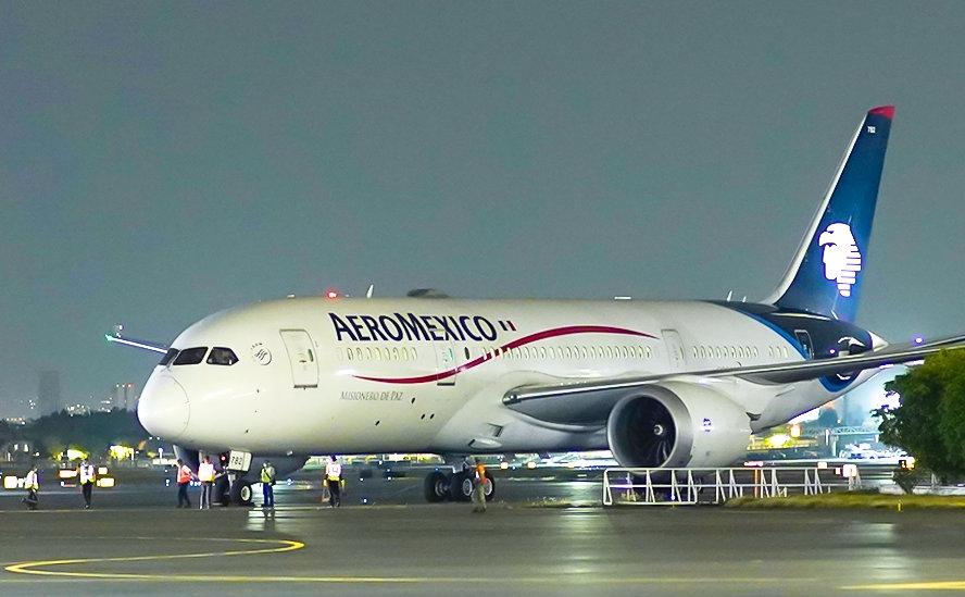 ¿Cómo llamar a Aeroméxico desde Costa Rica?