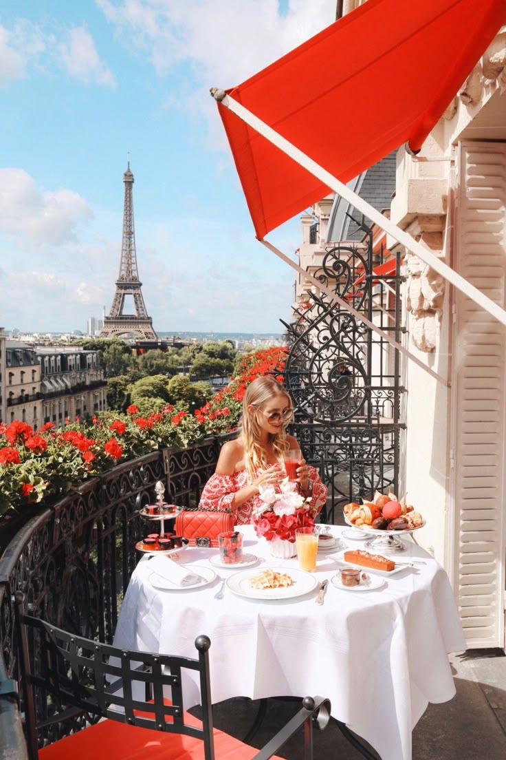 Processed with VSCO with a6 preset  Leonie Hanne  Paris honeymoon 