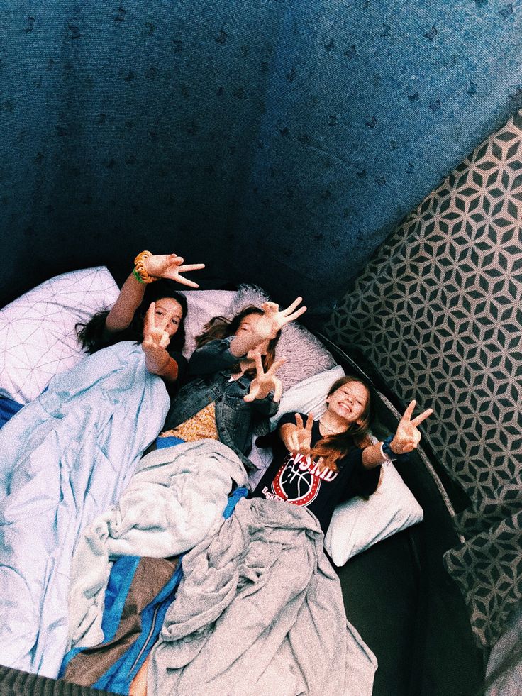 vsco sleepover  Photography poses Couple photos Photo