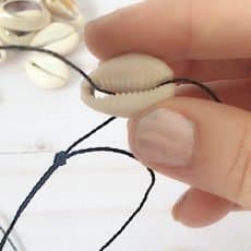 How to Make VSCO Beach Necklaces