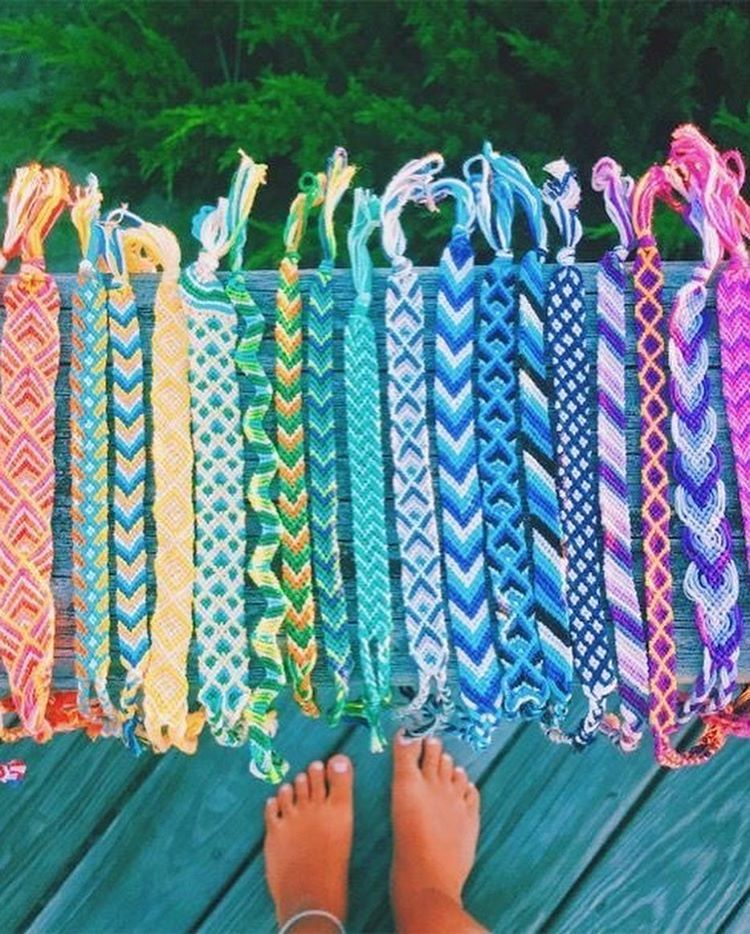 Friendship bracelets  Yarn bracelets Friendship bracelet patterns 