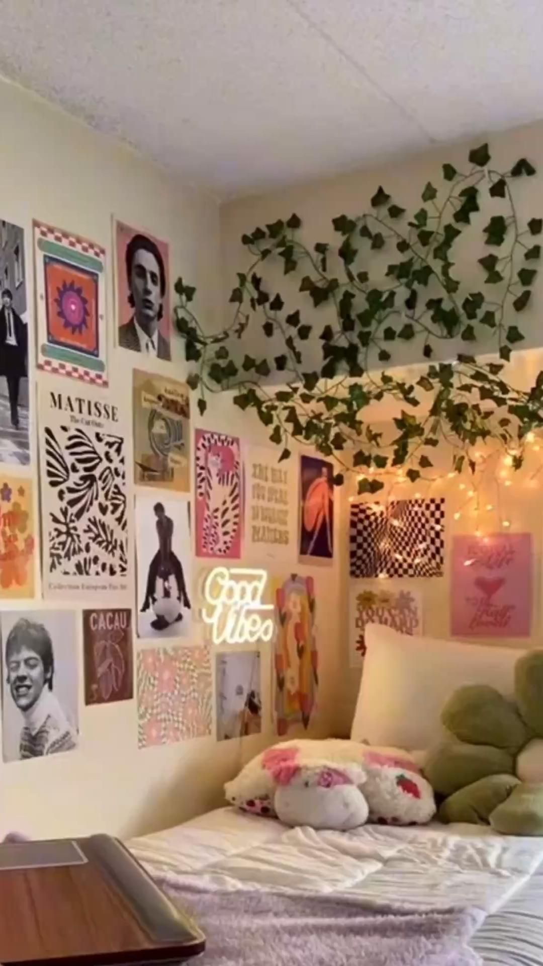 How to Make a VSCO Girl Room