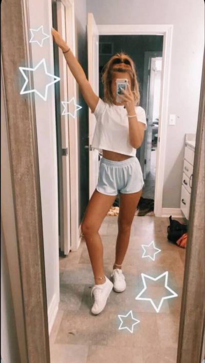 How VSCO Girls Spend Their Leisure Time