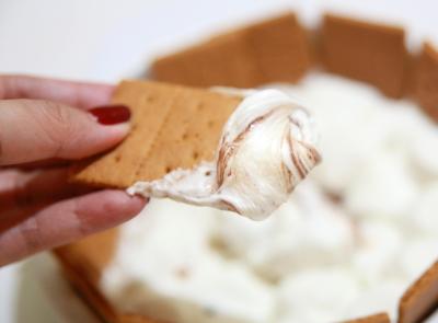How to Make the VSCO S'mores Dip