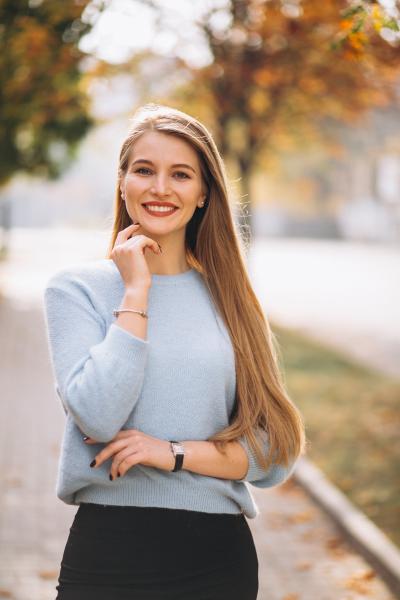 AI Influencer: Create Your Personalized Digital Persona
