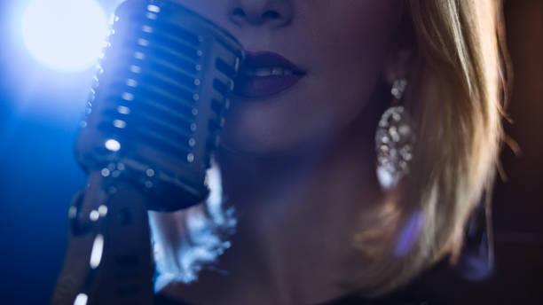 I will be your Spanish female singer for professional Latin pop vocals