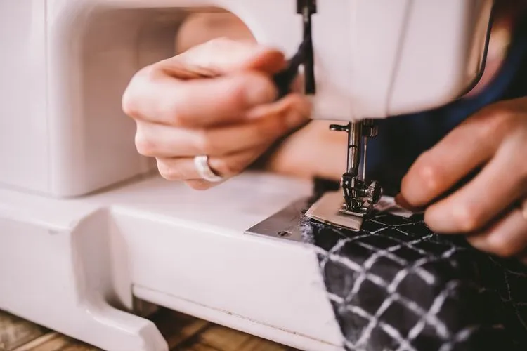 Mastering Sewing with a Machine Like a Pro