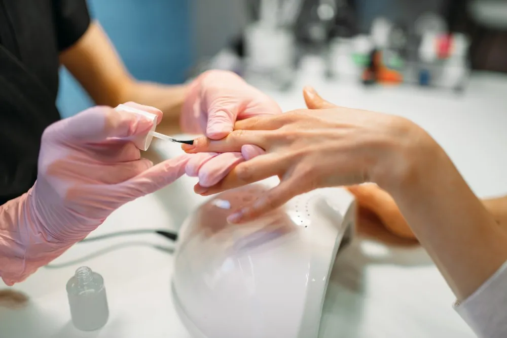 How to Apply Nail Polish Perfectly for Salon-Quality Nails