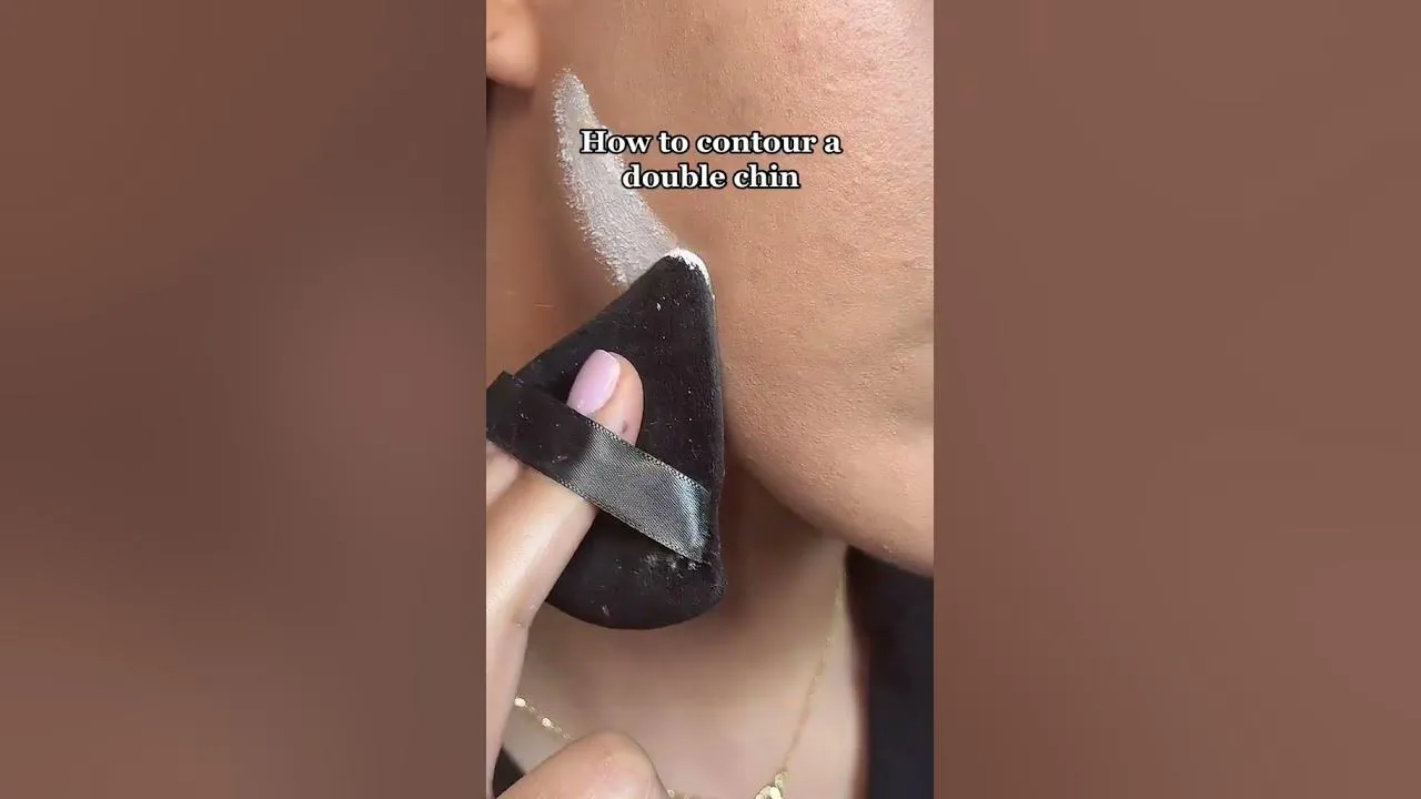 How to contour a double chin doublechin makeuphacks IPSY  YouTube