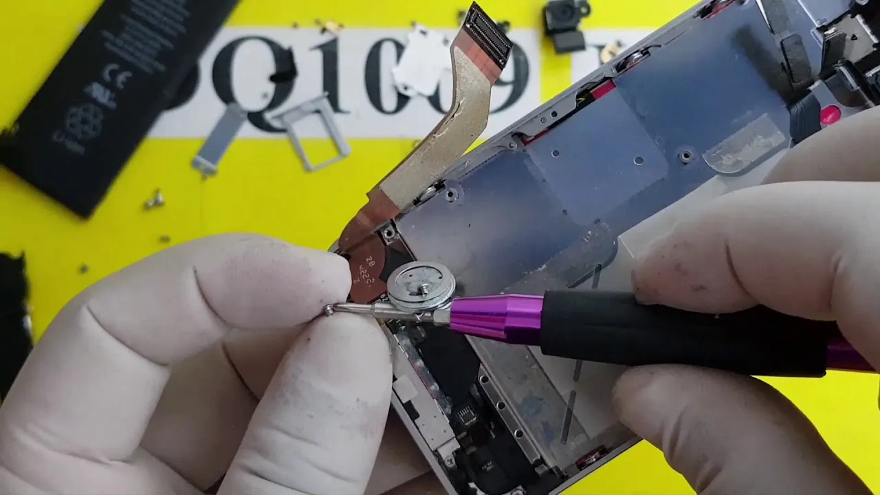 how to replacement iPhone 4S broken lcd screen complete guide idq1009 