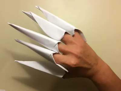 Craft Paper Claws for Fun