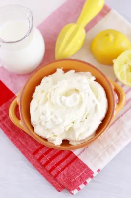 How to Make Cream Cheese at Home with an Easy Recipe