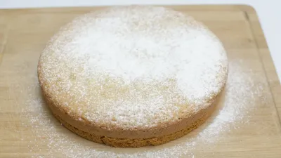 Easy Baking Tutorial for Making a Plain Cake at Home