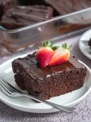 How to Bake a Simple Chocolate Cake