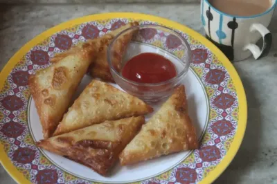 How to Make Chicken Samosa Simple Recipe