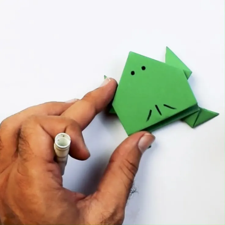 How to Make a Paper Frog that Jumps High and Far  Flipping Frogs 