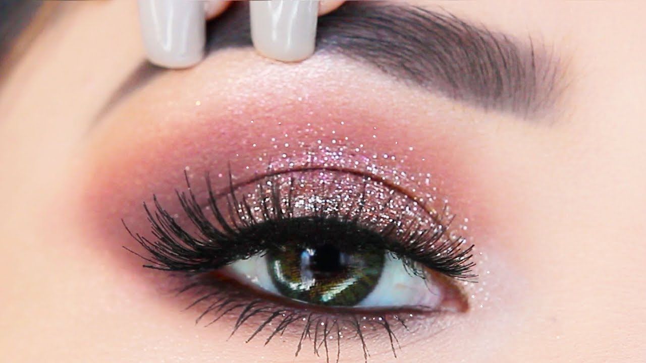 The EASIEST Glitter Eyeshadow Makeup Tutorial for Beginners  What to 