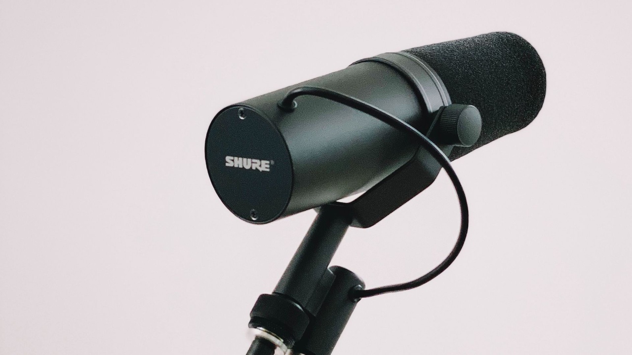 Microphones Used by YouTubers for Clear and Professional Sound