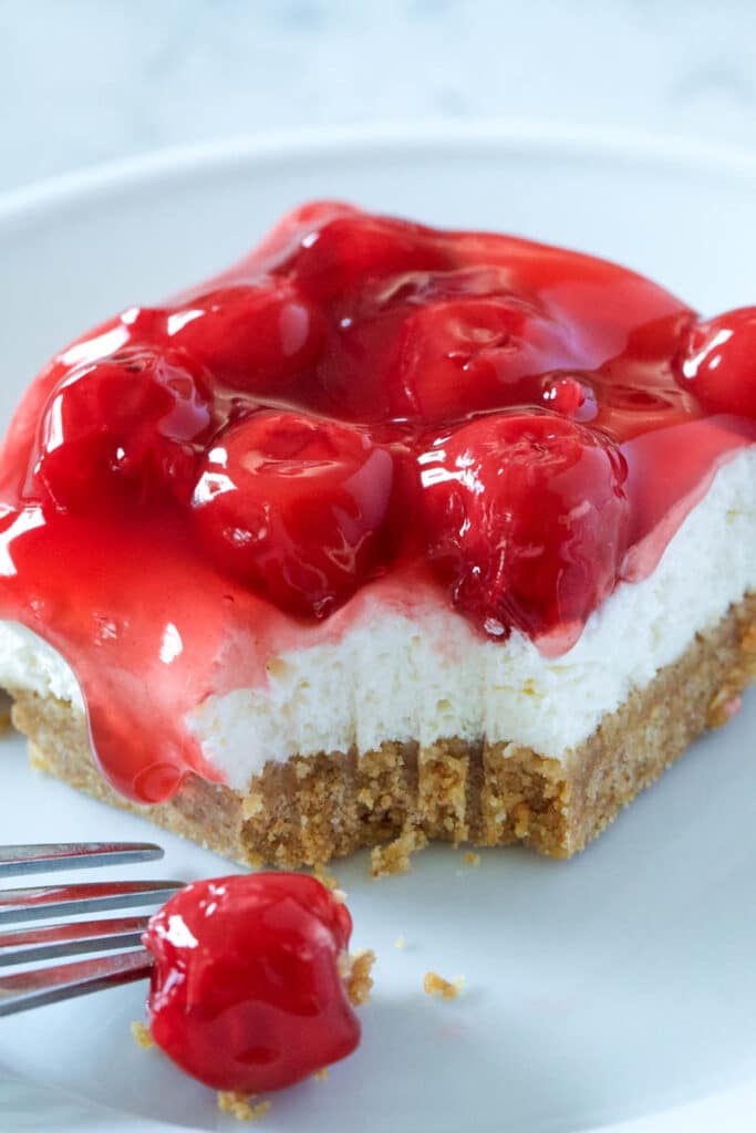 Easy NoBake Cheesecake Dessert  All Things Mamma