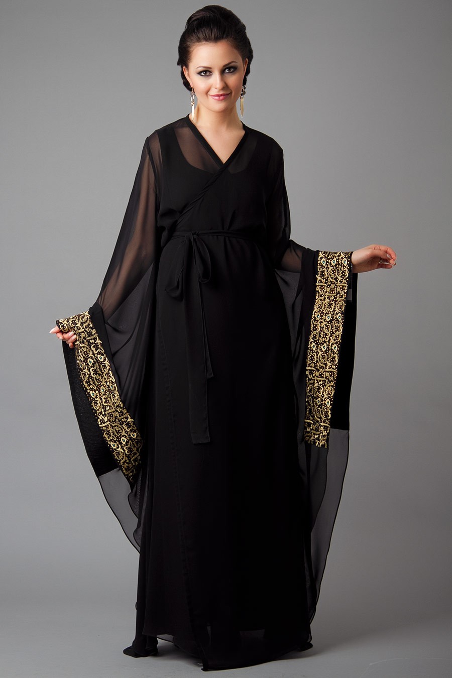 15 Latest Arabian Style Abayas 2018  SheClickcom