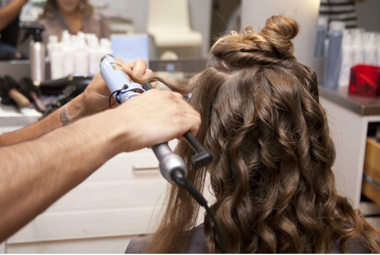 How to Curl Your Hair Like a Professional